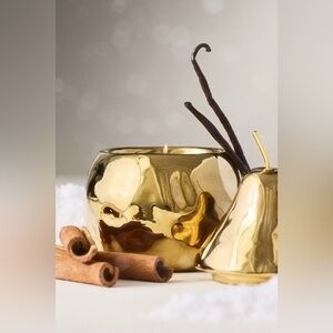 NWT Anthropologie Spiced Pear Ceramic Pear Shaped Candle